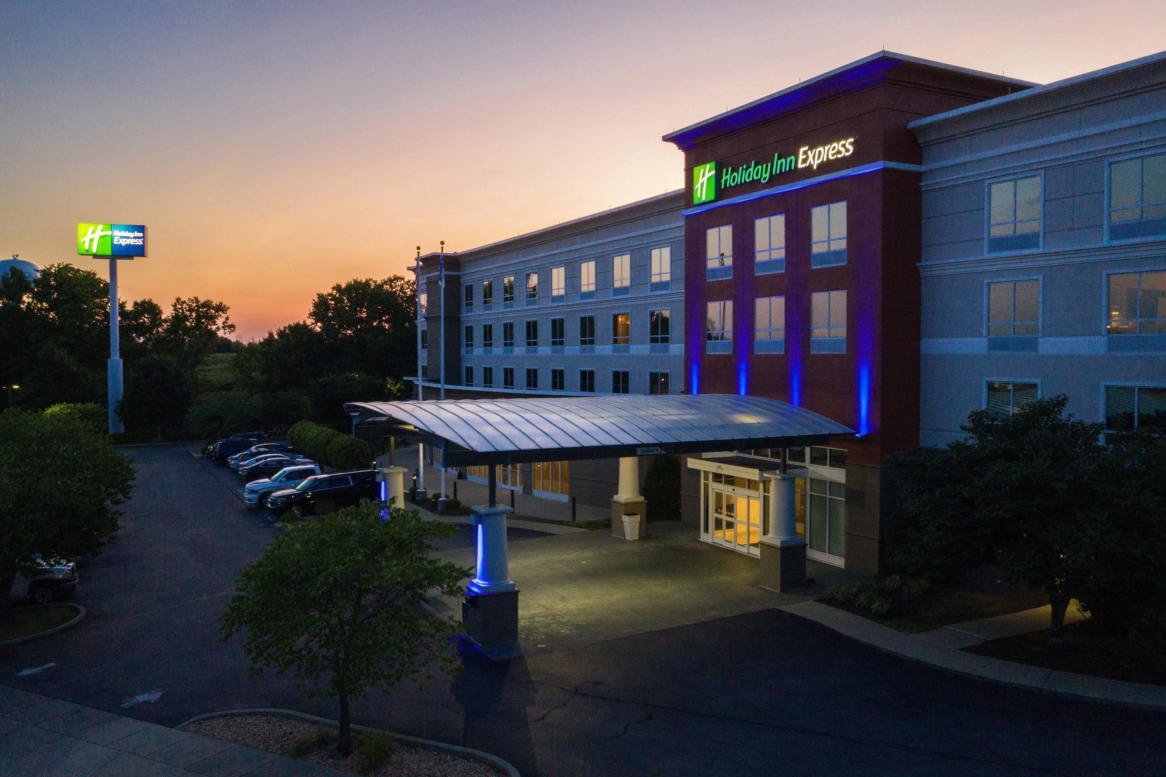 Holiday Inn Express Georgetown By Ihg Zewnętrze zdjęcie