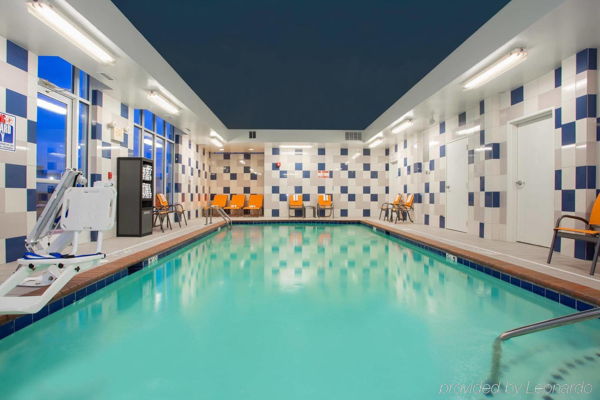 Holiday Inn Express Georgetown By Ihg Zewnętrze zdjęcie